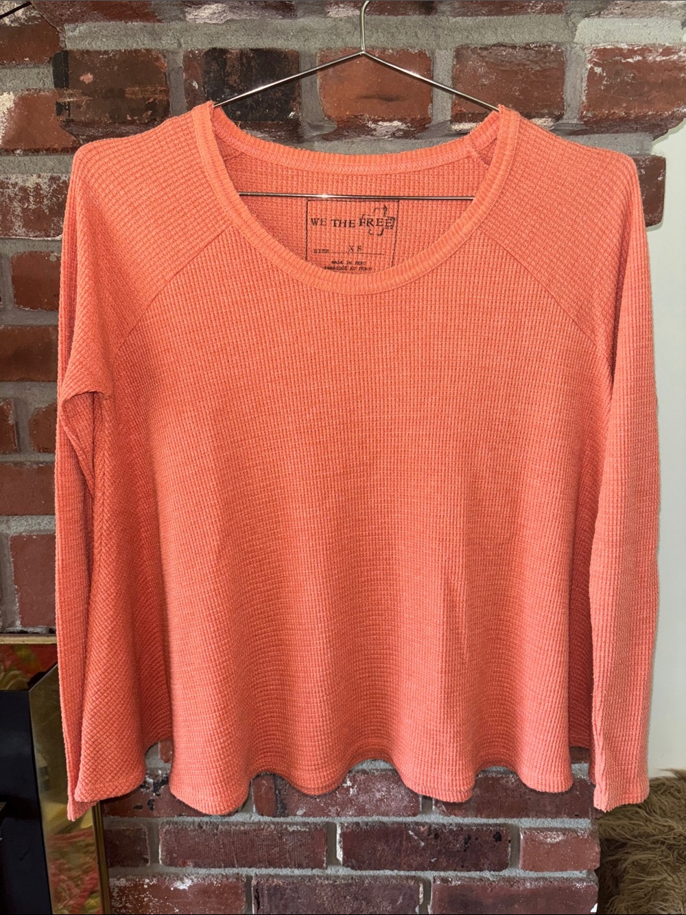 We The Free Swing Top Coral-Orange Waffle Knit Thermal Long Sleeve Crop Top XS